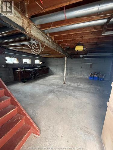 1985 Lesperance, Tecumseh, ON - Indoor Photo Showing Garage