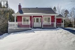 28 Feller Court|Millwood  Middle Sackville, NS B4E 3M4