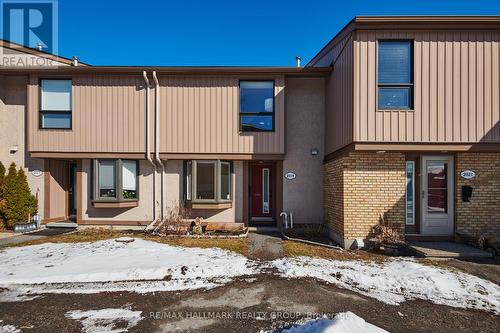 31 - 2019 STONEHENGE CRESCENT  Ottawa, ON K1B 4N7