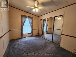 Bedroom 1 - 