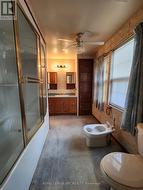 Ensuite Bathroom - 