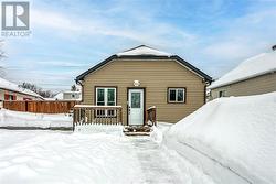 14 Lakeshore Drive Falconbridge, ON P0M 1S0