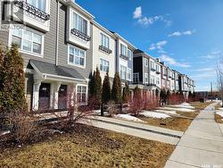 709 Meadows BOULEVARD  Saskatoon, SK S7V 0H5