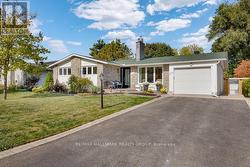 118 QUEENSLINE DRIVE  Ottawa, ON K2H 7J5