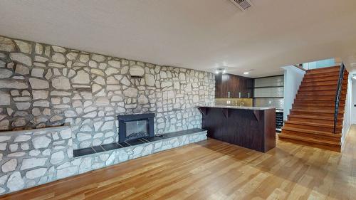 3 21St Avenue, Cranbrook, BC - Indoor With Fireplace