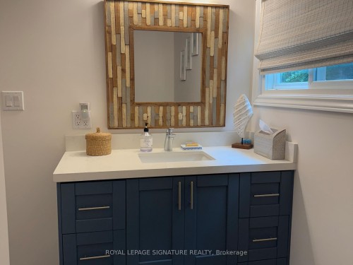 107 Nicole Boulevard, Tiny, ON - Indoor Photo Showing Bathroom