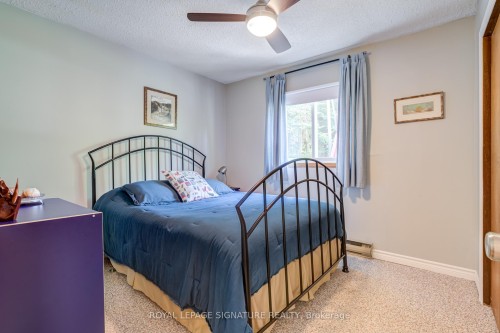 107 Nicole Boulevard, Tiny, ON - Indoor Photo Showing Bedroom