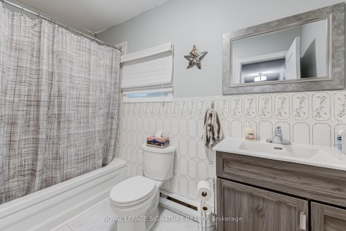 107 Nicole Boulevard, Tiny, ON - Indoor Photo Showing Bathroom