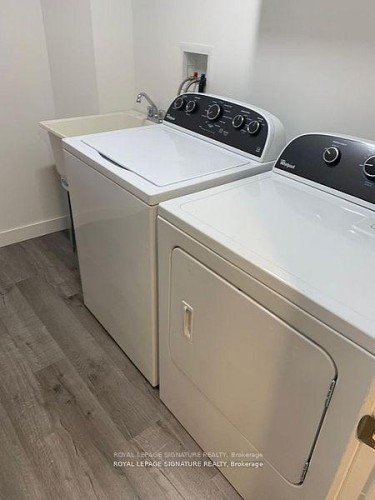 3819 Allcroft Road, Mississauga, ON - Indoor Photo Showing Laundry Room