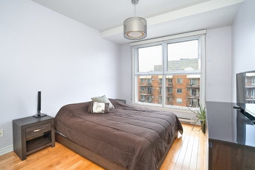 Master Bedroom - 308-5425 Rue St-Denis, Montréal (Le Plateau-Mont-Royal), QC - Indoor Photo Showing Bedroom