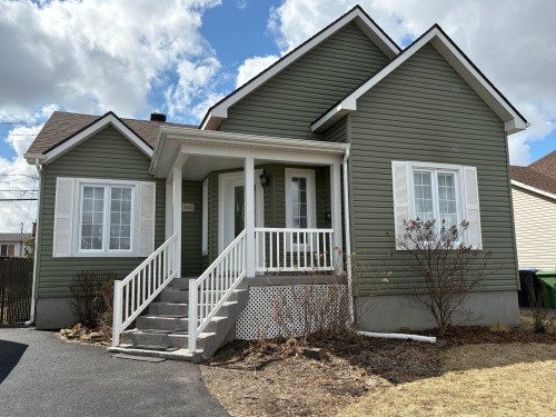 300 Rue Ravel  Saint-Jean-Sur-Richelieu, QC J3B 0A3