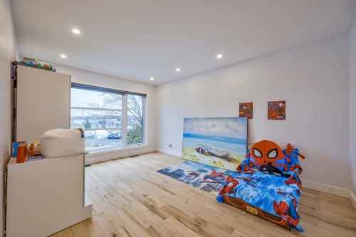 Chambre à coucher - 2B Tsse Chatel, Laval (Sainte-Rose), QC - Indoor Photo Showing Bedroom