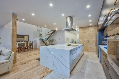 Cuisine - 2B Tsse Chatel, Laval (Sainte-Rose), QC - Indoor Photo Showing Kitchen