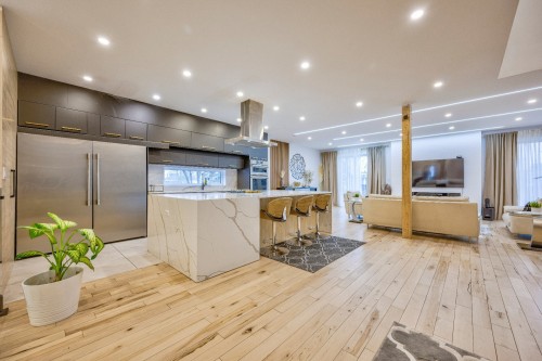 Vue d'ensemble - 2B Tsse Chatel, Laval (Sainte-Rose), QC - Indoor