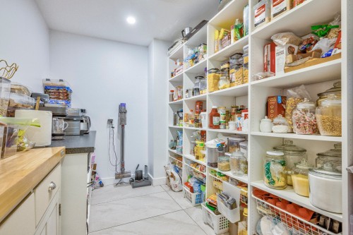 Rangement - 2B Tsse Chatel, Laval (Sainte-Rose), QC - Indoor With Storage