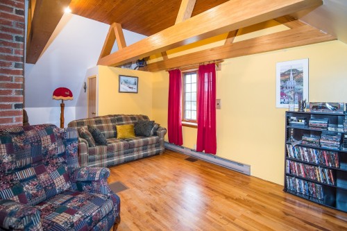 Living Room - 309 Rue Taché, Saint-Pascal, QC - Indoor