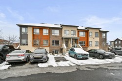 4035 Rue des Escadrons Longueuil (Saint-Hubert), QC J3Y 0N9
