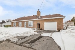 25 Rue Letarte  L'Ange-Gardien, QC G0A 2K0