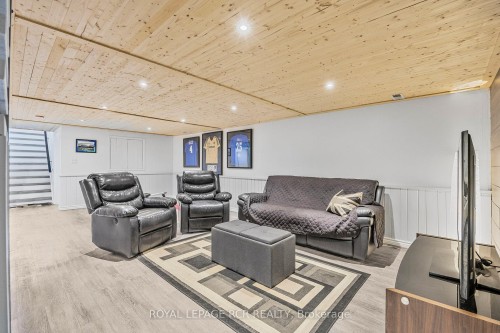 61 William Street E, Caledon, ON - Indoor