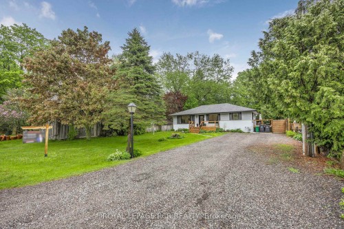 61 William Street E, Caledon, ON - Outdoor