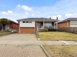 27 Knowland Drive Toronto, ON M9A 4L7
