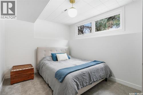 41 Red River Road, Saskatoon, SK - Indoor Photo Showing Bedroom