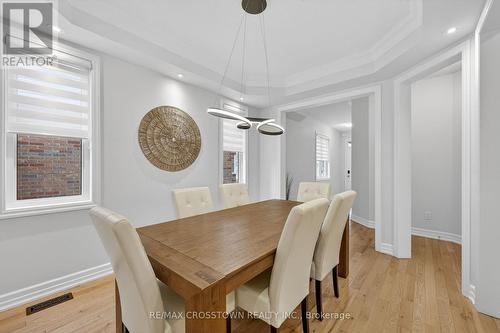 30 Hutton Crescent, Essa, ON - Indoor Photo Showing Dining Room