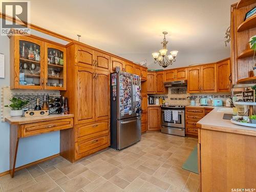 2306 Kenderdine Road, Saskatoon, SK - Indoor Photo Showing Kitchen