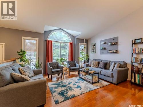 2306 Kenderdine Road, Saskatoon, SK - Indoor Photo Showing Living Room