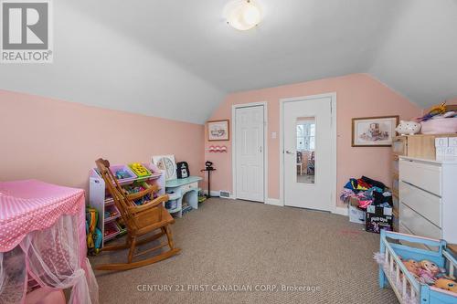 24 Terrence Street, London East (East L), ON - Indoor