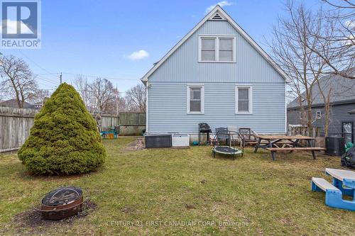 24 Terrence Street, London East (East L), ON - Outdoor