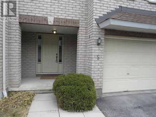 5 Maple Park Private, Ottawa, ON - Outdoor With Exterior
