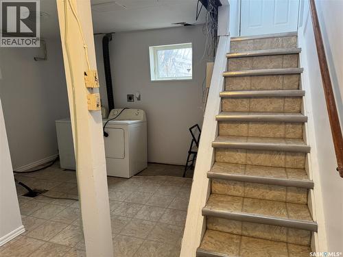 1318 B Avenue N, Saskatoon, SK - Indoor Photo Showing Laundry Room