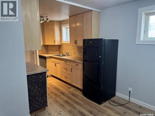 1318 B Avenue N, Saskatoon, SK - Indoor