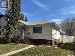 1318 B AVENUE N  Saskatoon, SK S7L 1G5