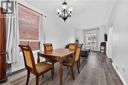 96 Wentworth Street N, Hamilton, ON - Indoor Photo Showing Dining Room
