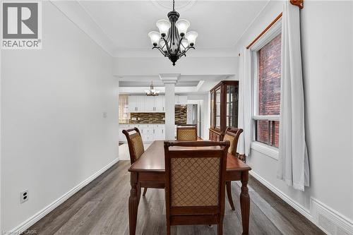 96 Wentworth Street N, Hamilton, ON - Indoor Photo Showing Dining Room