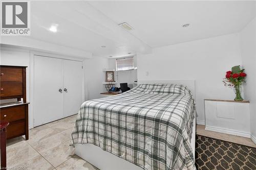 96 Wentworth Street N, Hamilton, ON - Indoor Photo Showing Bedroom