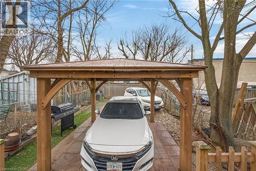 96 Wentworth Street N, Hamilton, ON - Outdoor