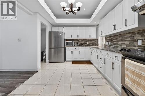96 Wentworth Street N, Hamilton, ON - Indoor Photo Showing Kitchen With Upgraded Kitchen