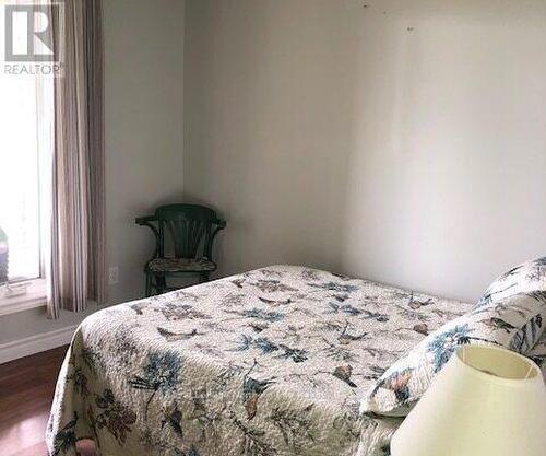 1055E Argo Run, Mattawan, ON - Indoor Photo Showing Bedroom