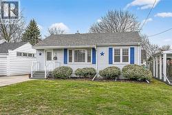 21 LAKEVIEW Avenue Grimsby, ON L3M 3L9