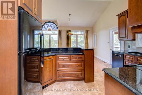 1133 Sassy Tree Lane, Frontenac (Frontenac South), ON - Indoor Photo Showing Kitchen