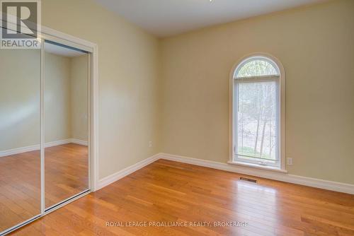 1133 Sassy Tree Lane, Frontenac (Frontenac South), ON - Indoor Photo Showing Other Room