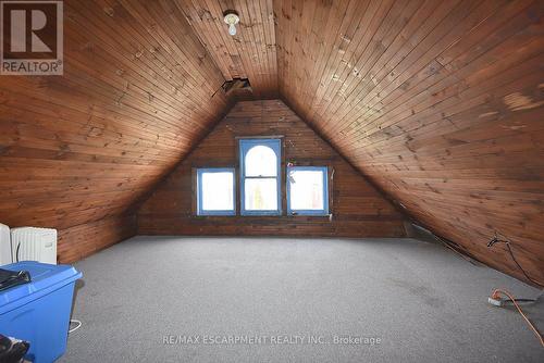 56 Kinrade Avenue, Hamilton, ON - Indoor Photo Showing Other Room