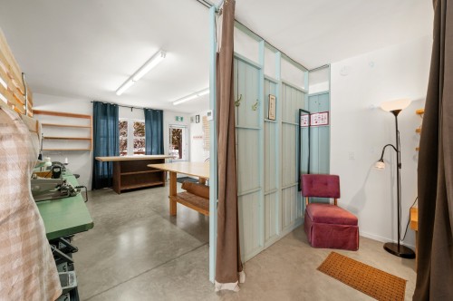 Commerce - 1055  - 1057 Route 117, Val-David, QC - Indoor Photo Showing Other Room