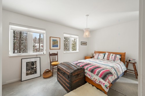Chambre à coucher principale - 1055  - 1057 Route 117, Val-David, QC - Indoor Photo Showing Bedroom