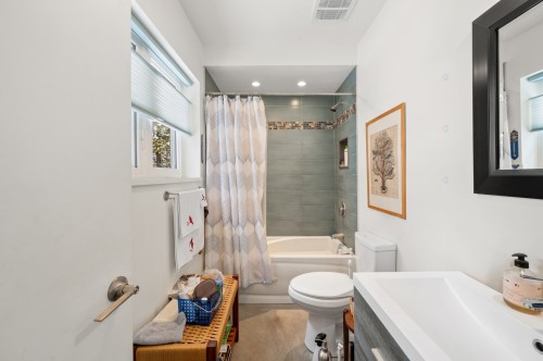 Salle de bains - 1055  - 1057 Route 117, Val-David, QC - Indoor Photo Showing Bathroom