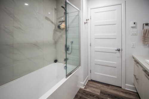 Salle de bains - 69 64E Avenue O., Saint-Paul-De-L'Île-Aux-Noix, QC - Indoor Photo Showing Bathroom