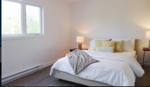 Bedroom - 126-6968 Boul. Ste-Anne, L'Ange-Gardien, QC - Indoor Photo Showing Bedroom